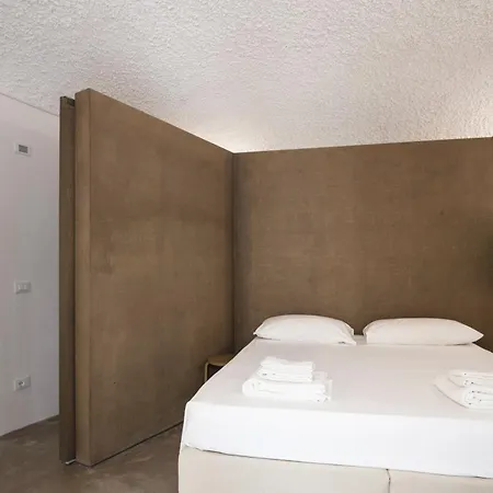 Aurea Tempio Di Apollo Syracuse